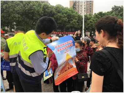 日本餐饮公司就拒绝接待中国人事件公开道歉，引发社会广泛关注